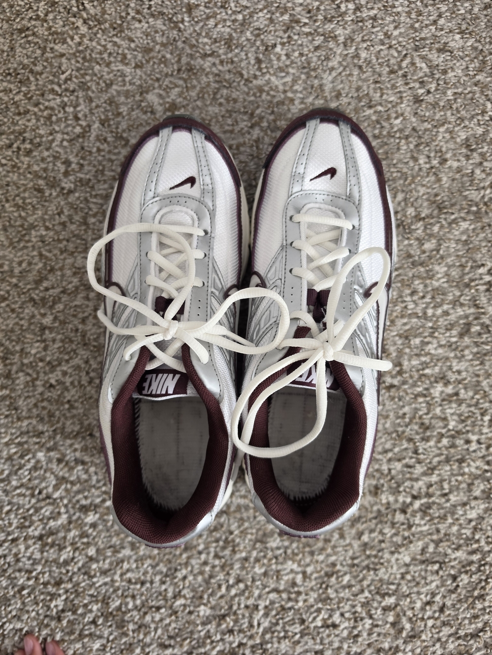 NWOT Nike Sneakers - Picture 5 of 6